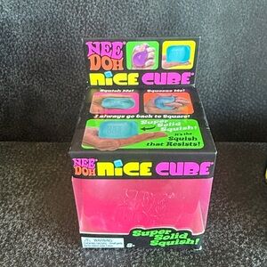 1 Nee Doh Nice Cube Super Solid Squish